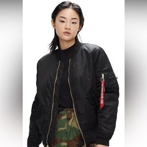 Alpha industry bomber